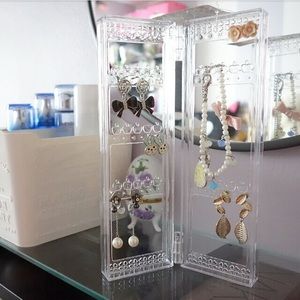 Kawaii Japan Vanity Jewelry Apple Clover Stand